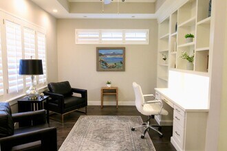 10767 N Town Ctr W in Highland, UT - Building Photo - Building Photo