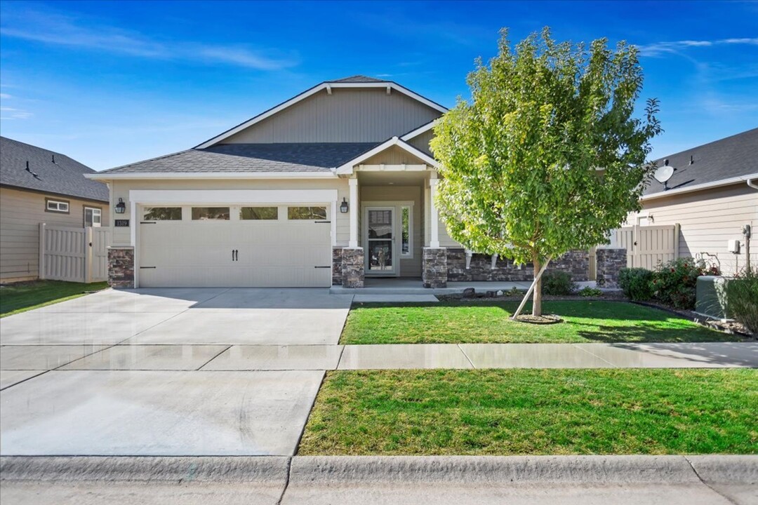 1319 N Heath Ave in Boise, ID - Building Photo