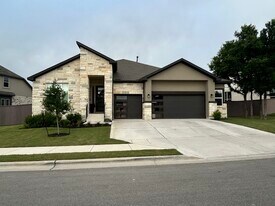 276 Washington Dr in Kyle, TX - Building Photo
