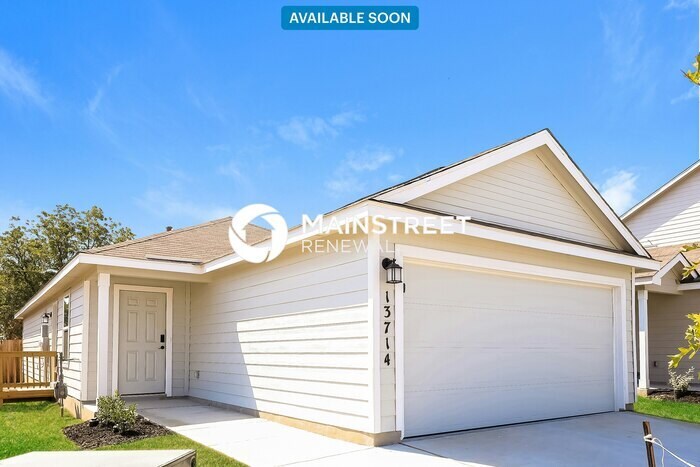 13714 Haystack Rdg in San Antonio, TX - Building Photo