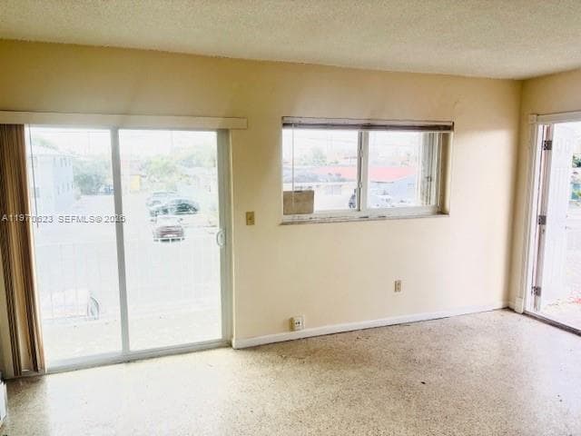 145 W 10th St in Hialeah, FL - Building Photo - Building Photo