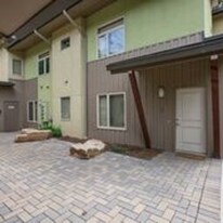 712 W Laurel St in Fort Collins, CO - Building Photo