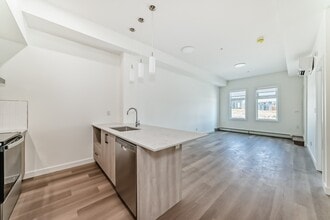 Balsam in Aspen Spring in Calgary, AB - Building Photo - Building Photo