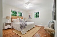 2899 White Oak Dr photo'