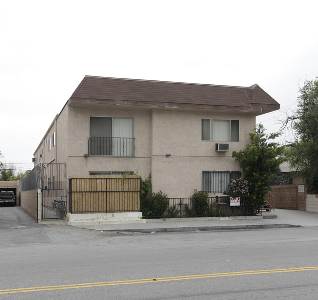 5808 Tujunga Ave in North Hollywood, CA - Building Photo - Building Photo