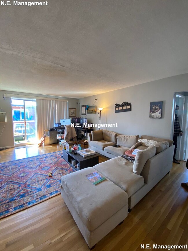 75 Poplar St in Boston, MA - Building Photo - Building Photo