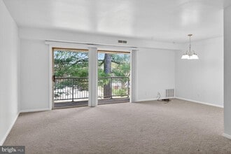 105 Fitz Ct in Reisterstown, MD - Building Photo - Building Photo