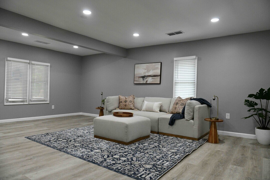 1320 GA-154 in Sharpsburg, GA - Building Photo
