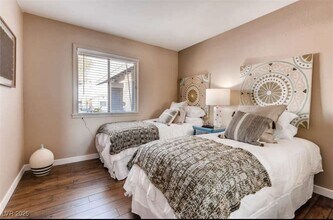 4255 Hazelcrest Dr in Las Vegas, NV - Building Photo - Building Photo