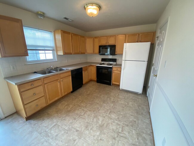 32 Blackberry Ct in Lynchburg, VA - Building Photo - Building Photo