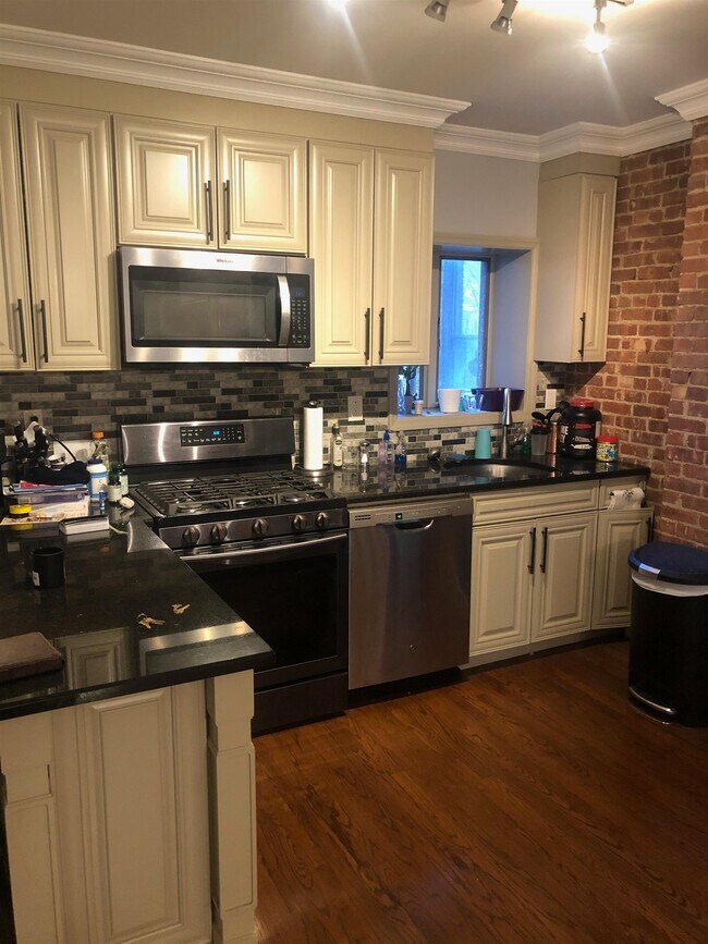 809 Washington St in Hoboken, NJ - Building Photo - Building Photo