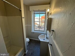 5 S 3rd St in Oxford, PA - Building Photo - Building Photo