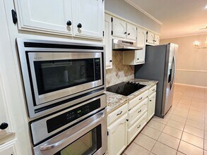 100 Cross Country Dr in Hewitt, TX - Building Photo - Building Photo