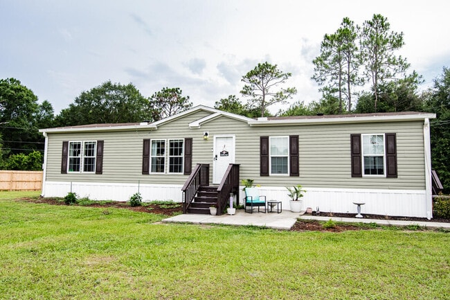 property at 4800 Davis Ln