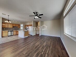 728 Cam La Paz in Henderson, NV - Building Photo - Building Photo