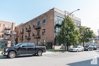 213 N Racine Ave in Chicago, IL - Building Photo - Building Photo
