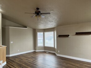 8776 W Mediterranean Ct in Boise, ID - Building Photo - Building Photo