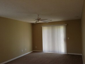 1712 Yellow Rose Ct in Fairborn, OH - Building Photo - Building Photo