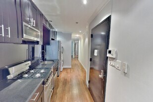 5 W 103rd St, Unit 3W in New York, NY - Building Photo