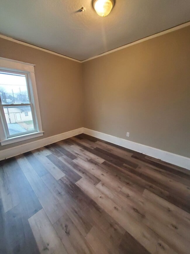 2709 W Wright St in Milwaukee, WI - Building Photo - Building Photo