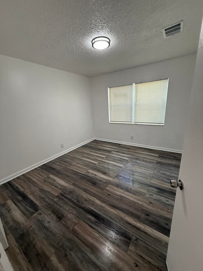 1019 Henrietta Ave in West Palm Beach, FL - Building Photo - Building Photo