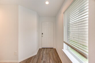24434 Elmwood Falls Dr in Spring, TX - Building Photo - Building Photo