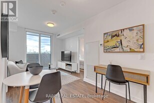 30 Tretti Wy in Toronto, ON - Building Photo