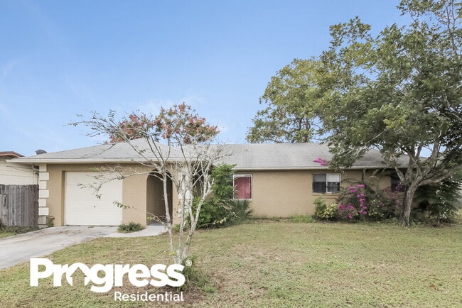 property at 1900 Fairlane Dr