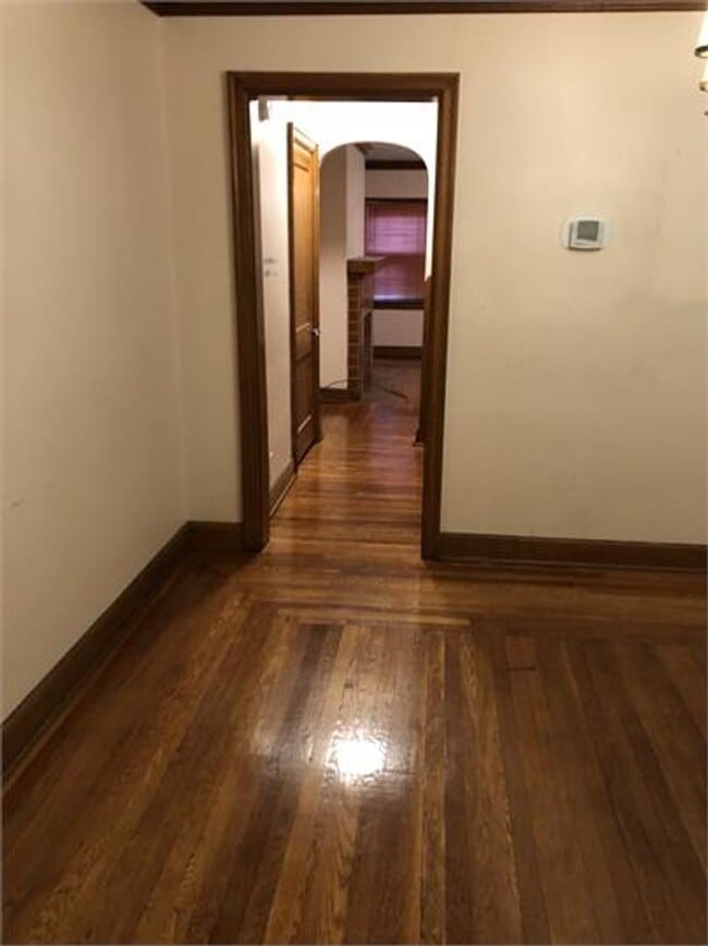 10 Vine St in Charleston, WV - Building Photo - Building Photo