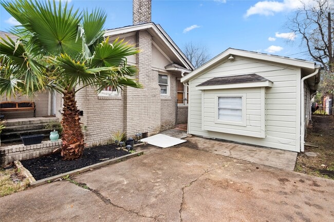 2216 Truxillo St in Houston, TX - Building Photo - Building Photo