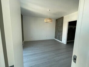 800 The Mark Ln, Unit 1902 in San Diego, CA - Building Photo - Building Photo