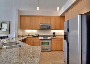 5425 DeMarcus Blvd, Unit 416 in Dublin, CA - Foto de edificio - Building Photo