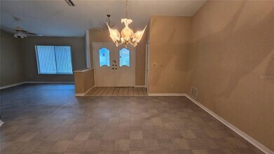 10066 Brentlawn St in Spring Hill, FL - Building Photo - Building Photo