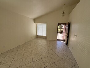 10065 E English Woods Rd in Tucson, AZ - Building Photo - Building Photo