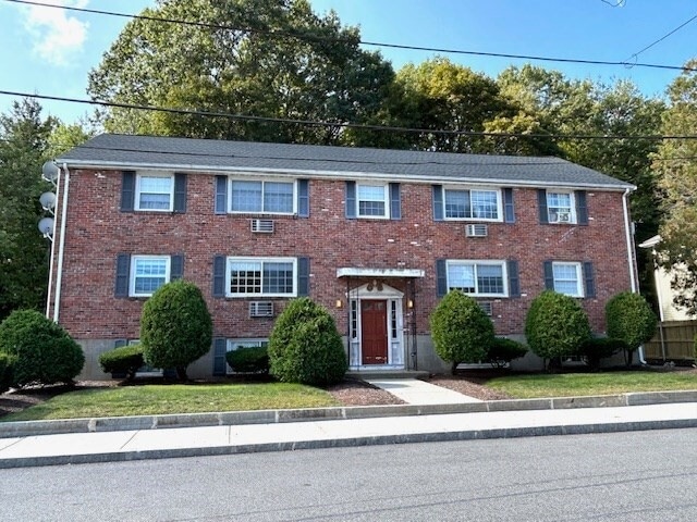 property at 41 Mullin Ave