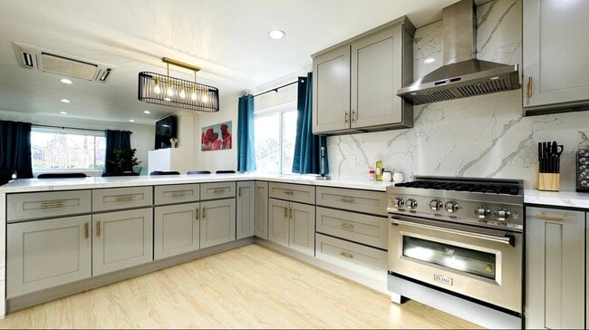 property at 11472 Banner Ave