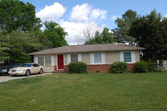 310 Athens St in Warner Robins, GA - Building Photo - Building Photo