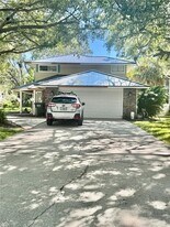 6812 Arbor Oaks Dr in Bradenton, FL - Building Photo