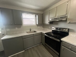 217 Greenleaf Cir in Gallatin, TN - Building Photo - Building Photo