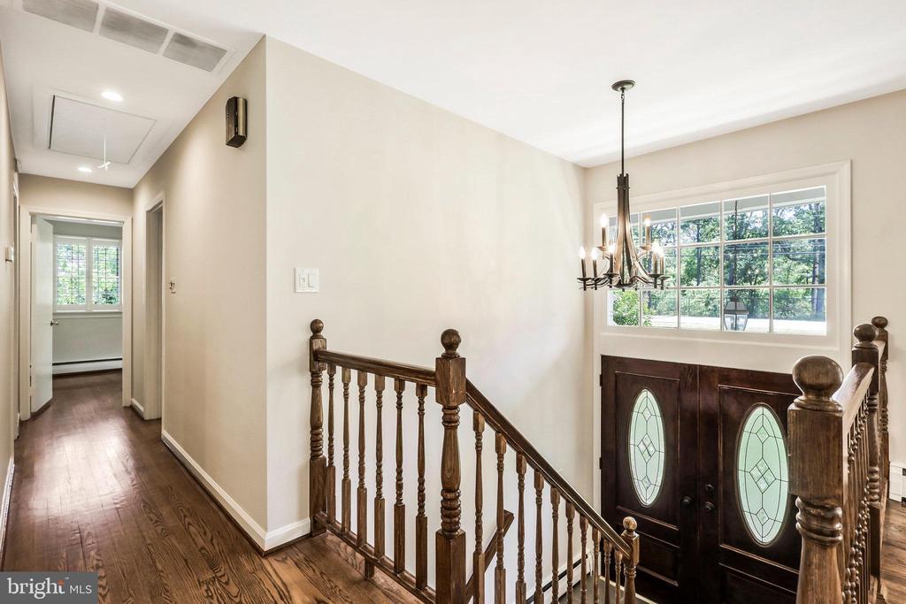 9102 Old Mt Vernon Rd in Alexandria, VA - Building Photo