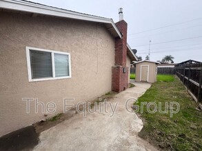 1421 E Bardsley Ave in Tulare, CA - Building Photo - Building Photo