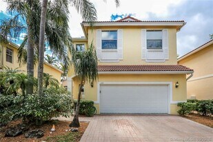 1120 Papaya St in Hollywood, FL - Building Photo