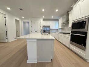 1208 Legends Ln in Georgetown, TX - Building Photo - Building Photo