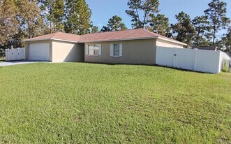 3 Hemlock Trail Loop in Ocala, FL - Building Photo