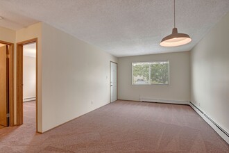 Birch Terrace in Wetaskiwin, AB - Building Photo - Building Photo