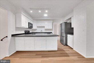 12451 Plowman Ct in Herndon, VA - Building Photo - Building Photo