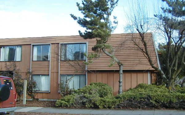 5332-5360 SE 17th Ave in Portland, OR - Building Photo - Building Photo