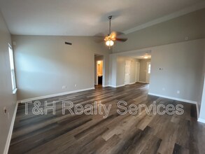 9204 Symphony Way in Indianapolis, IN - Building Photo - Building Photo