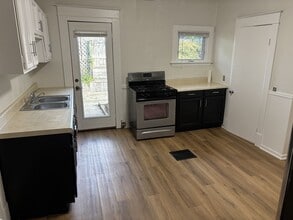 1119 Alger St SE in Grand Rapids, MI - Building Photo - Building Photo