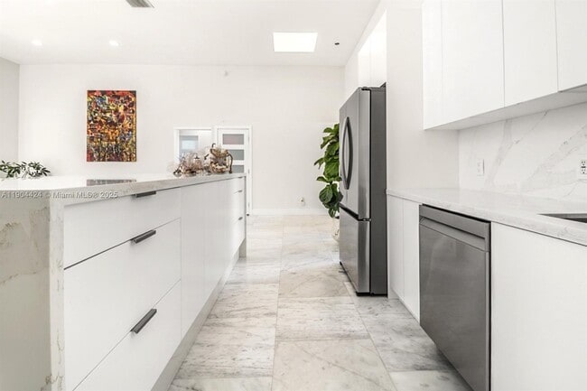 513 Leslie Dr in Hallandale Beach, FL - Building Photo - Building Photo